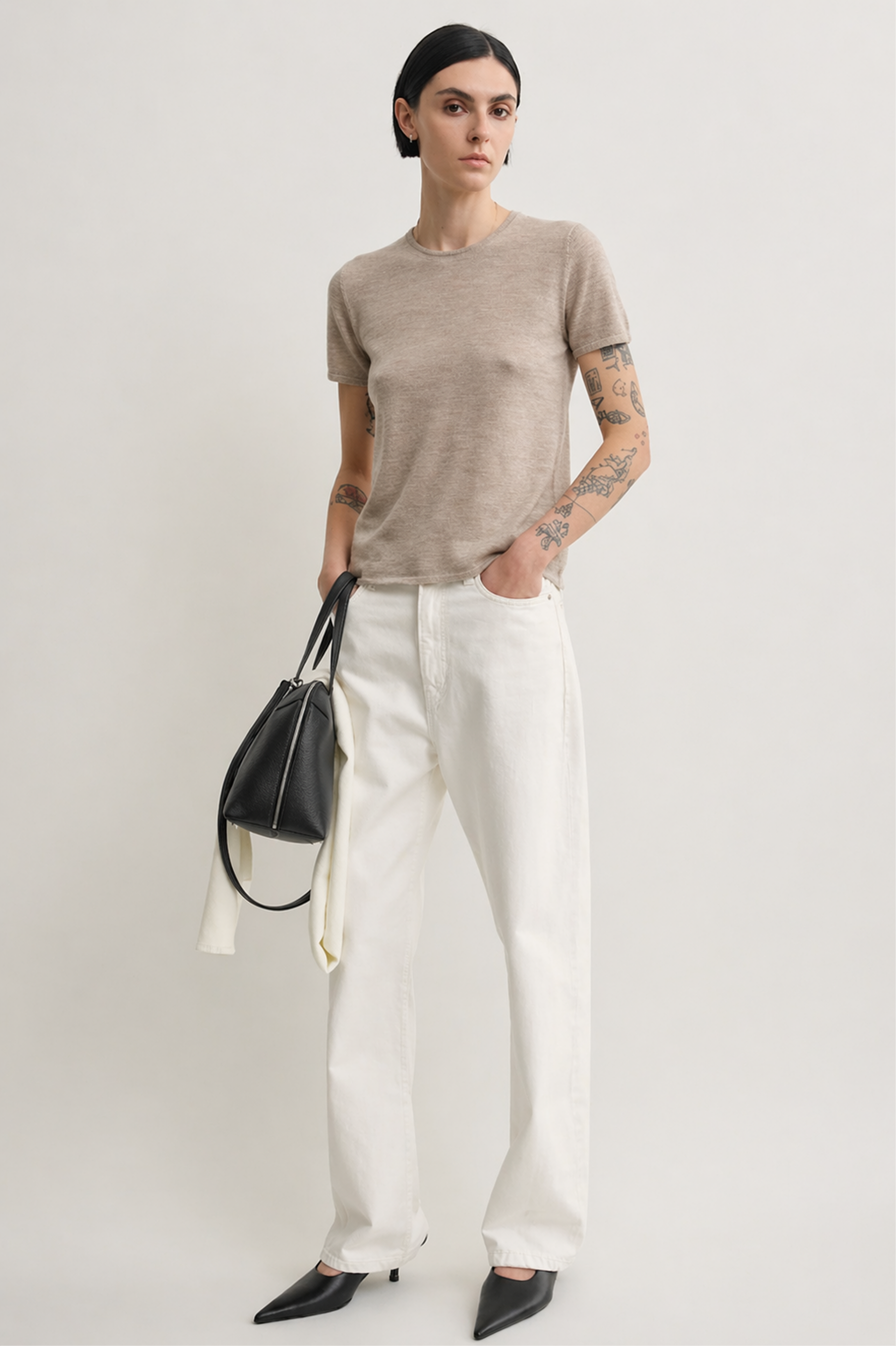 [Beige]