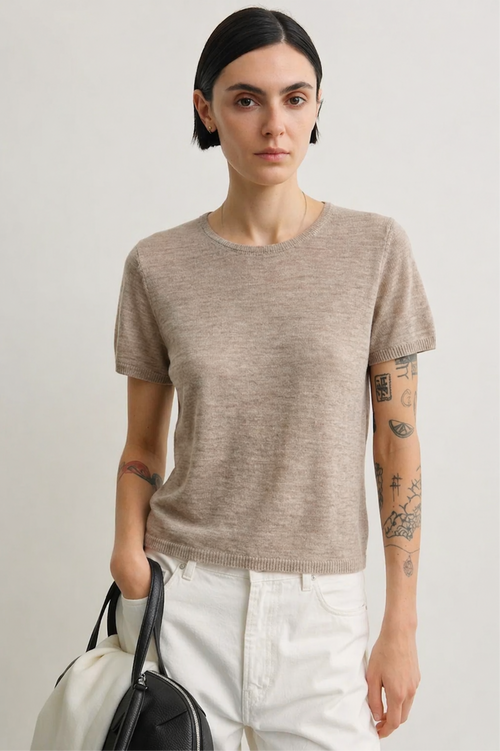 [Beige]