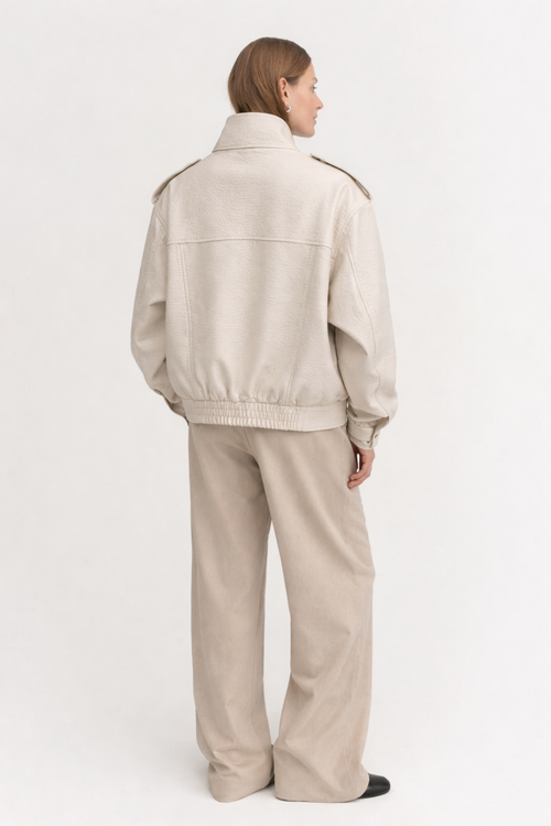 [Beige]
