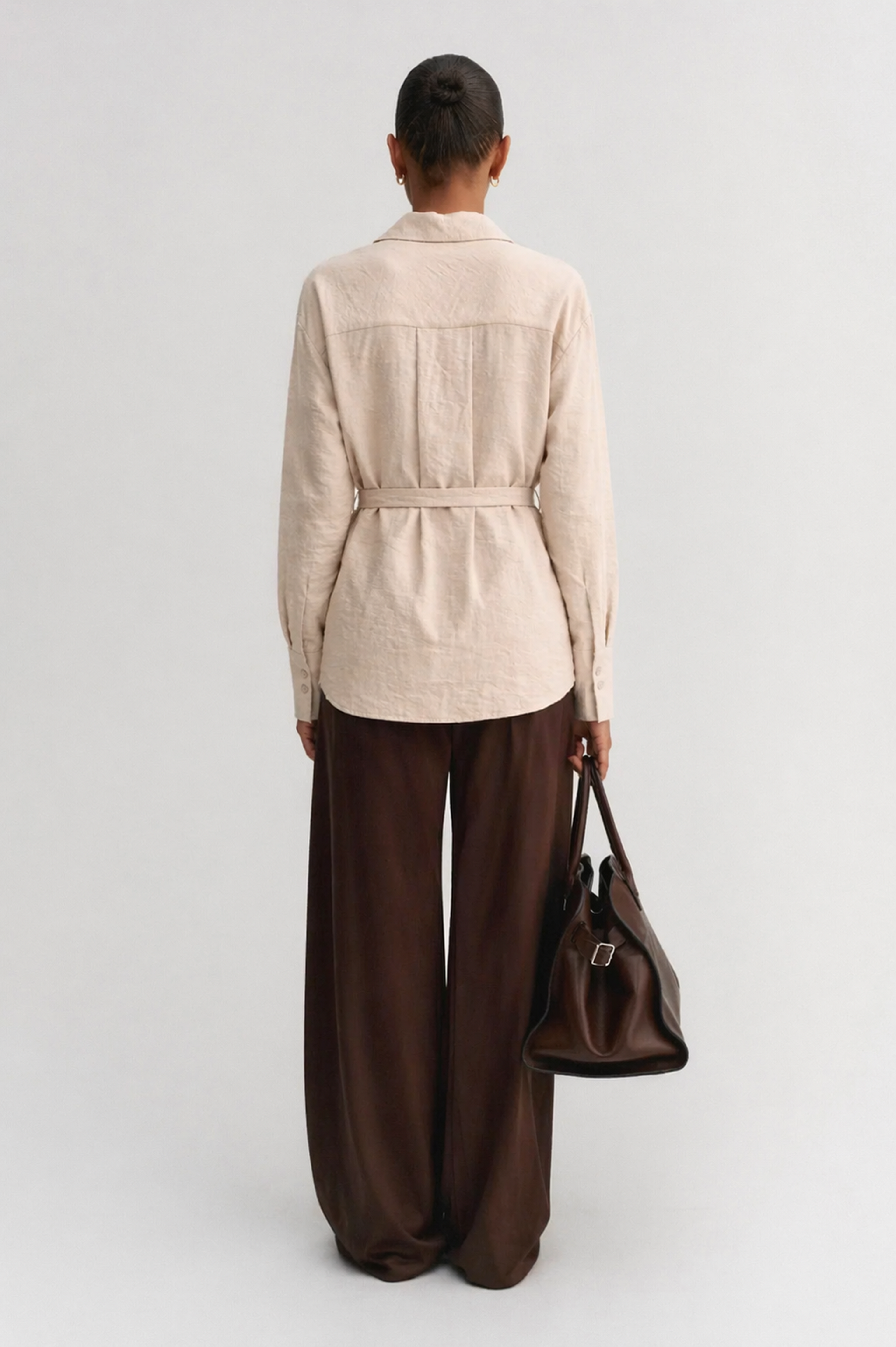 [Beige]