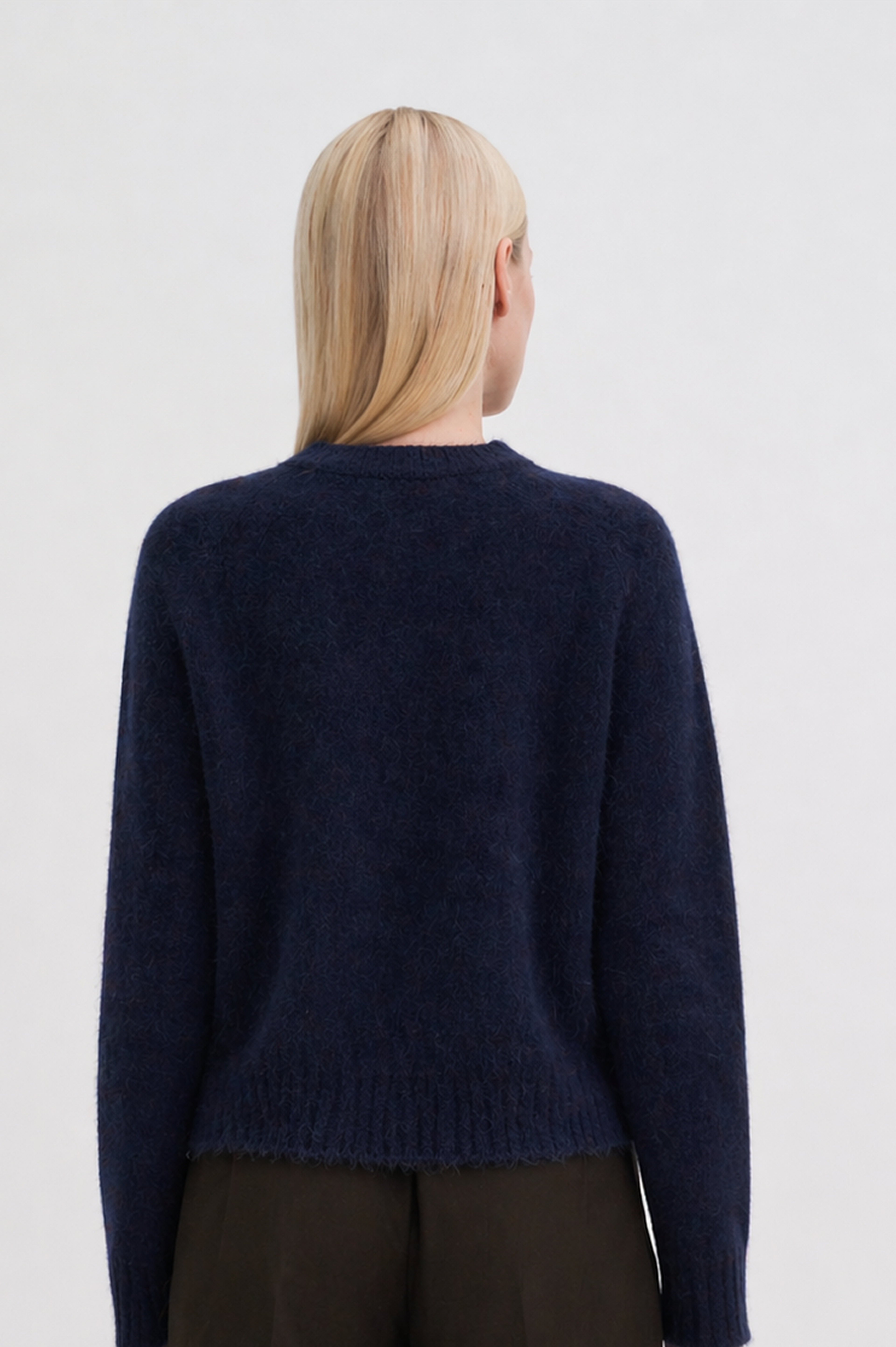 [Navy]