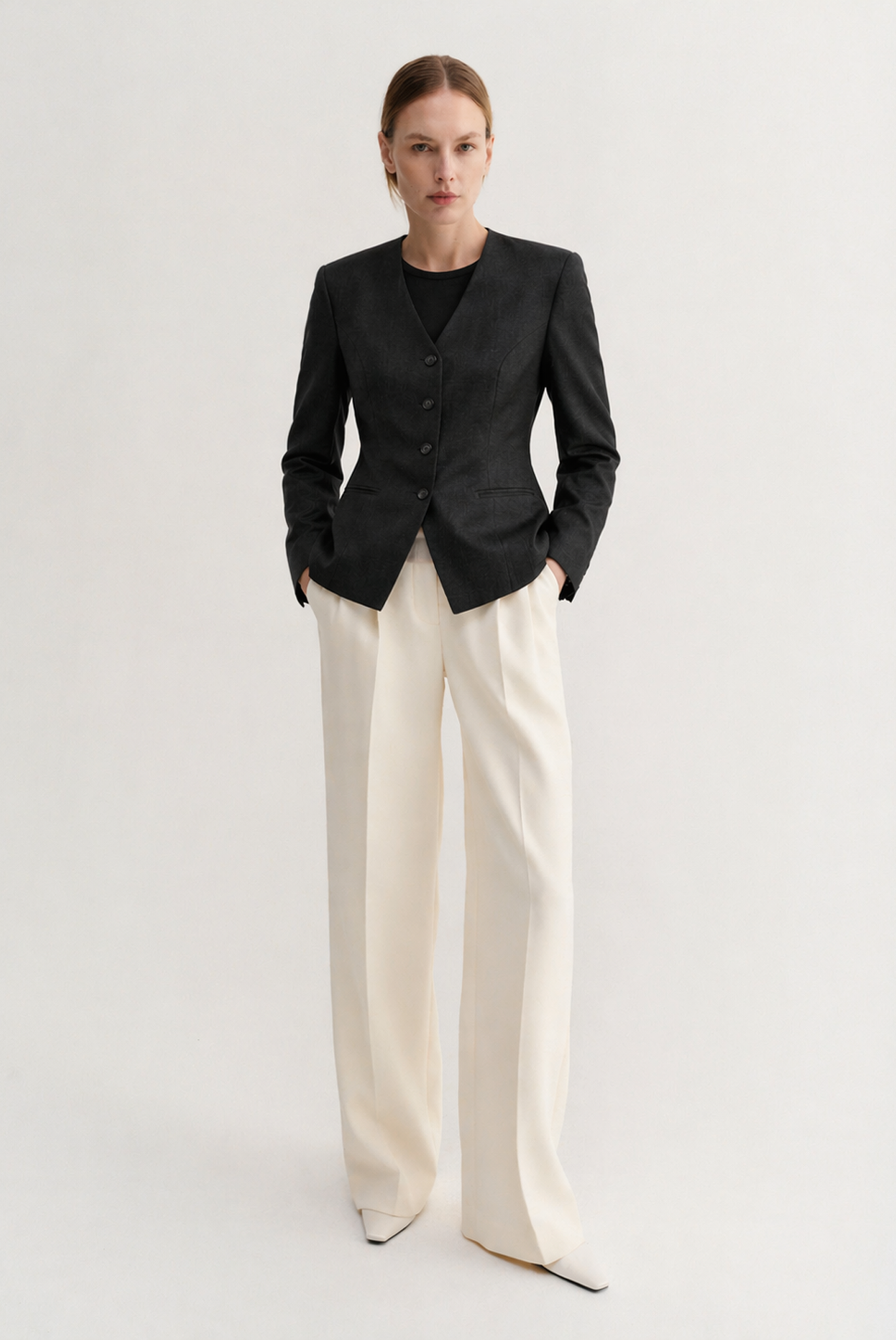 NOIR – Blazer Sartoriale in Lana e Viscosa