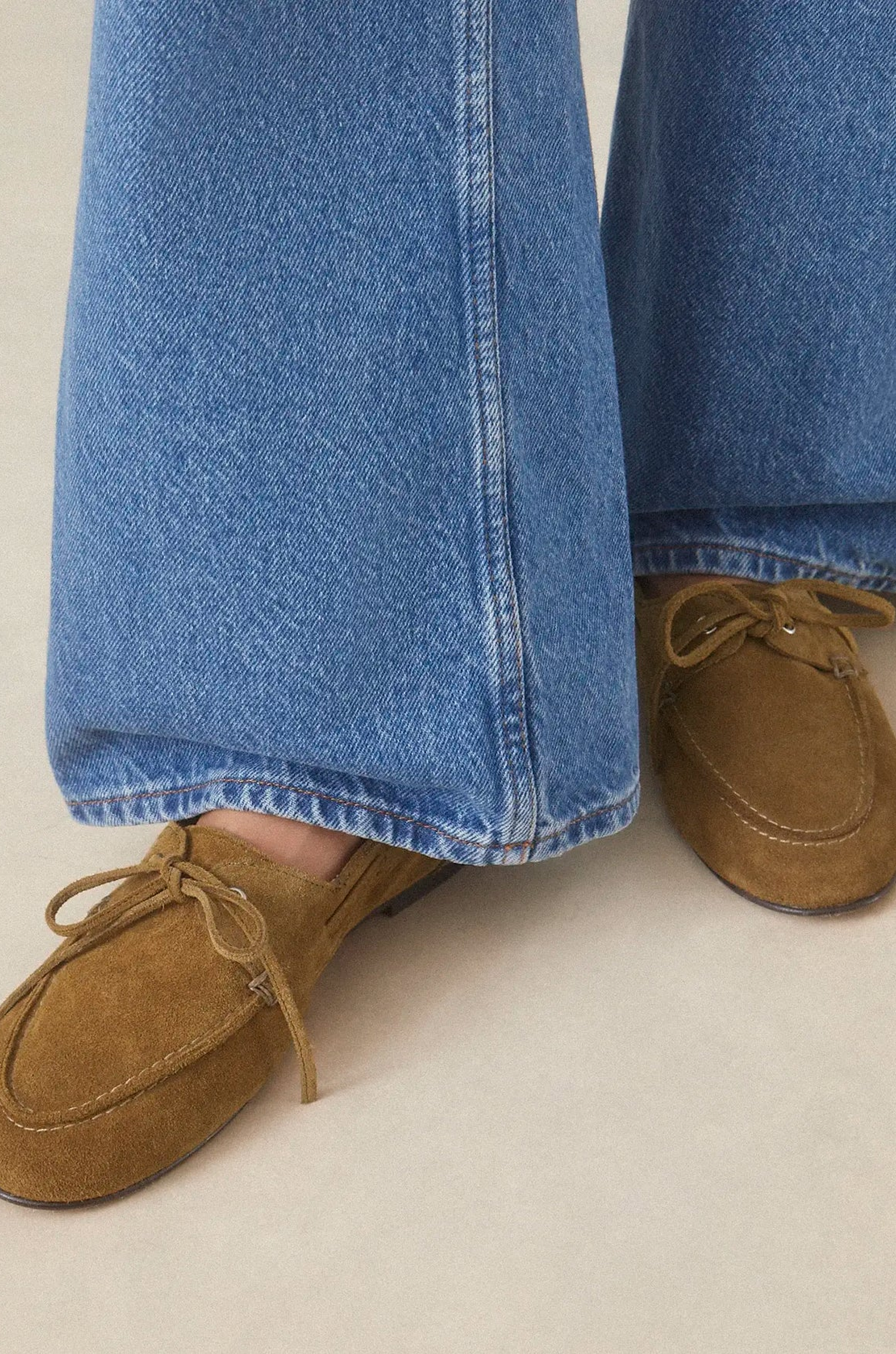 [Suede Bark]