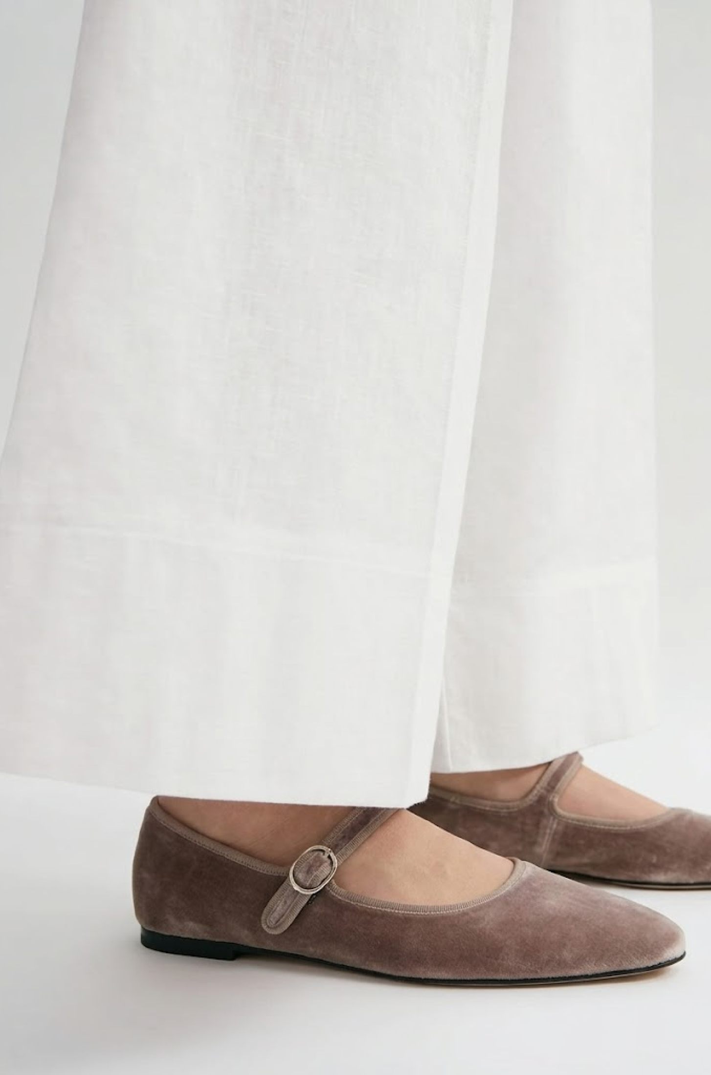 [Beige]